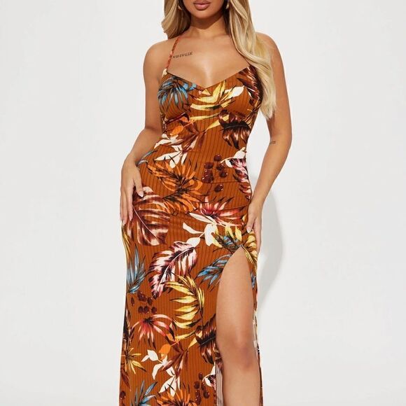 None Dresses & Skirts - Brown floral maxi dress